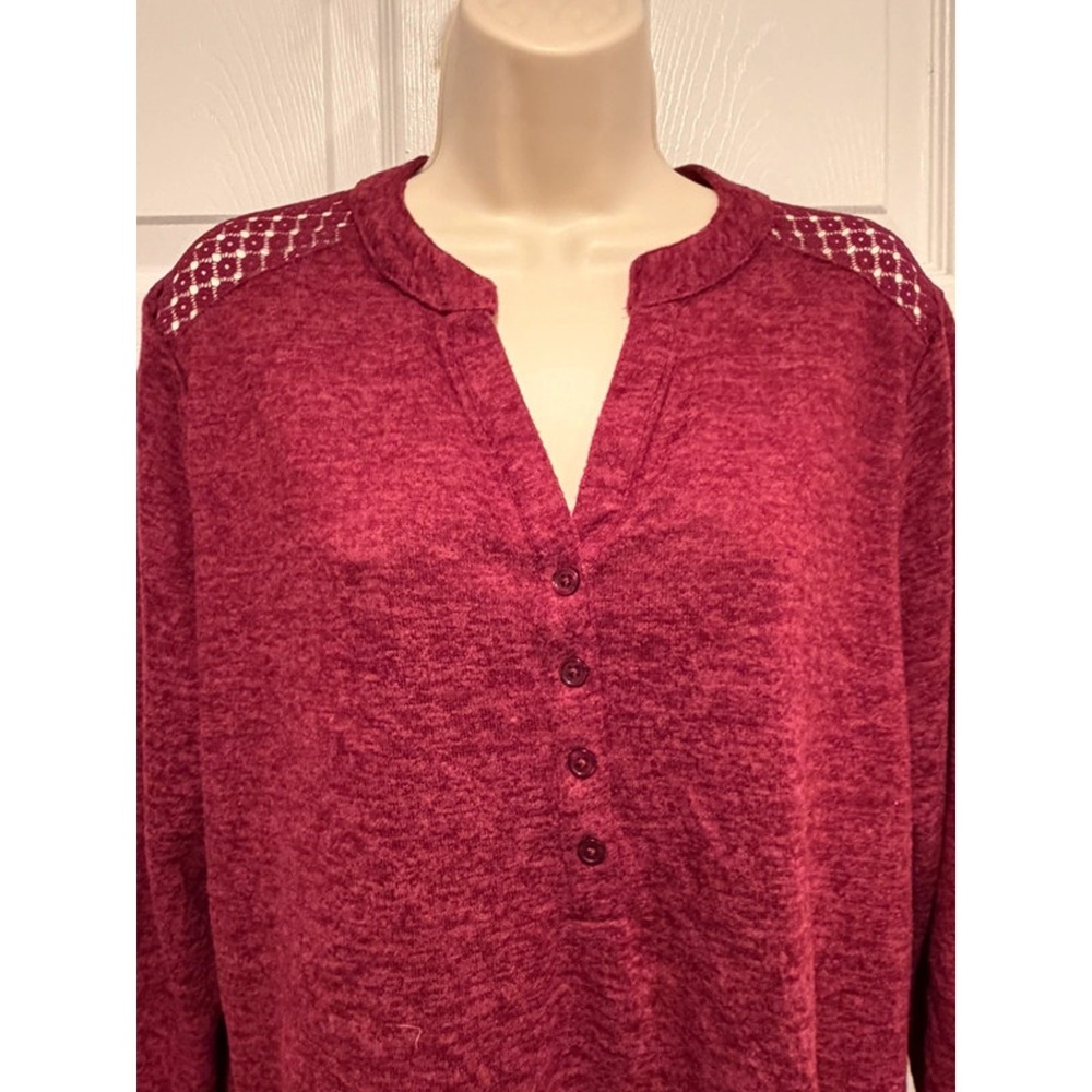 No Boundaries Y2K Maroon Lace Back Long Sleeve Henley Top Women XXL 2X NJ48T238M